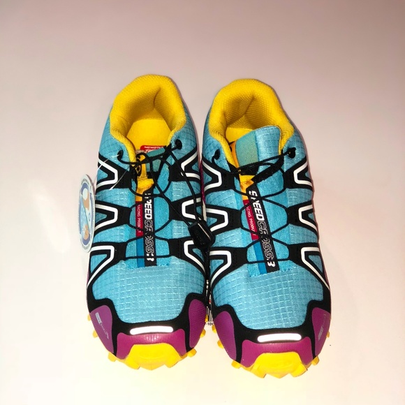 Salomon Shoes - New never worn Salomon shoes